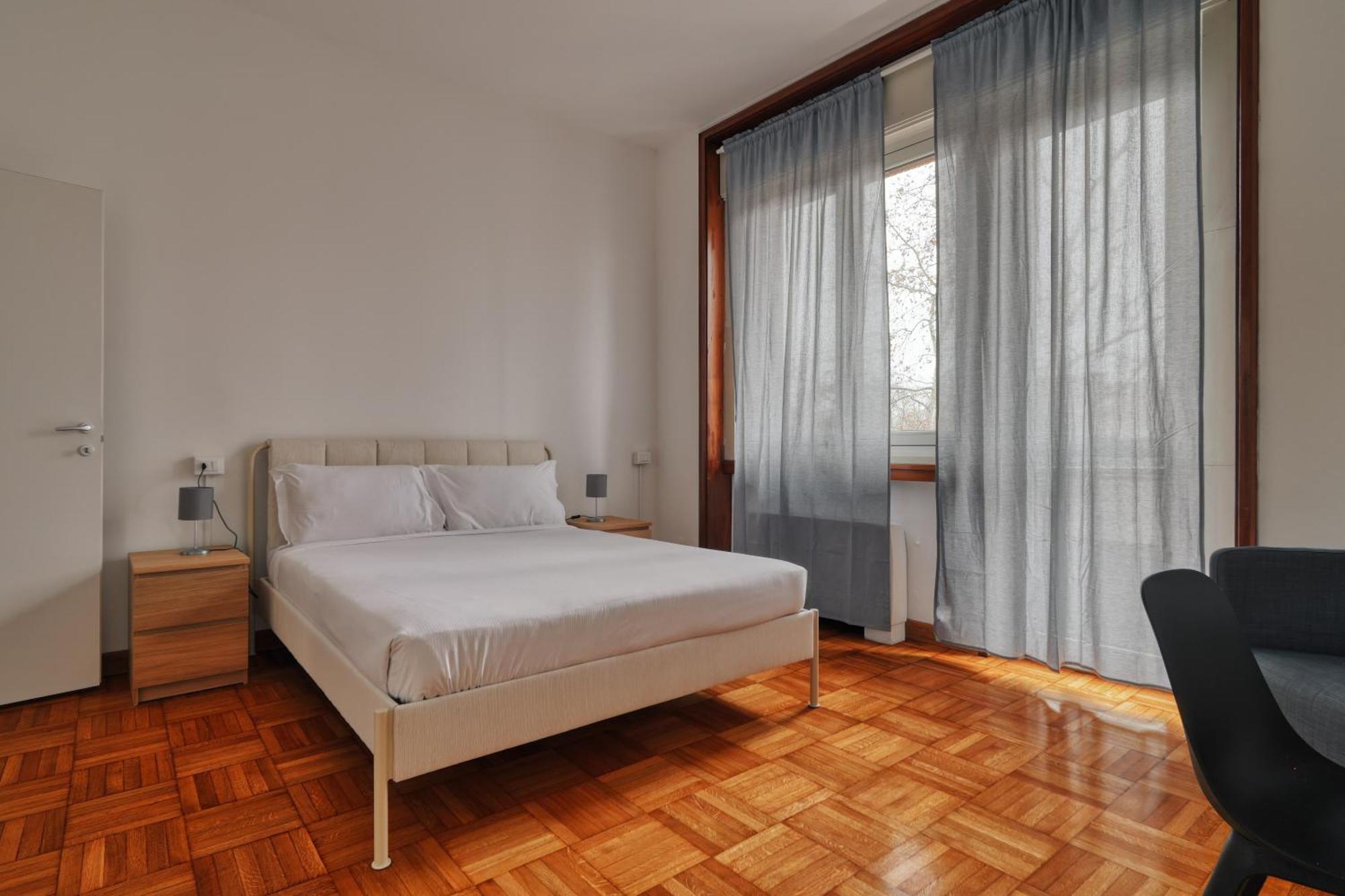 Joivy Chic 3-Bed Flat Near Colonne Di San Lorenzo Milano Dış mekan fotoğraf
