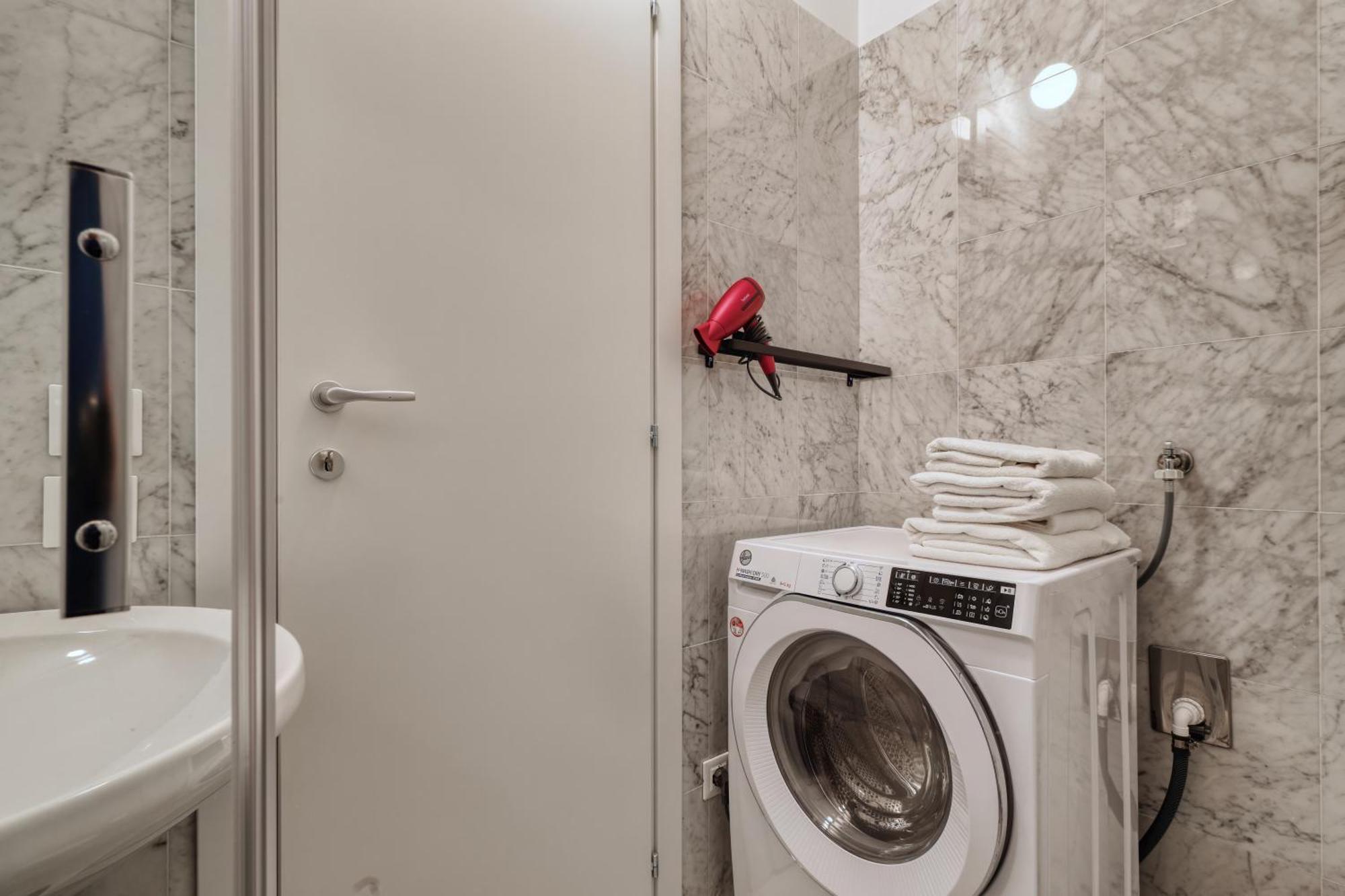 Joivy Chic 3-Bed Flat Near Colonne Di San Lorenzo Milano Dış mekan fotoğraf